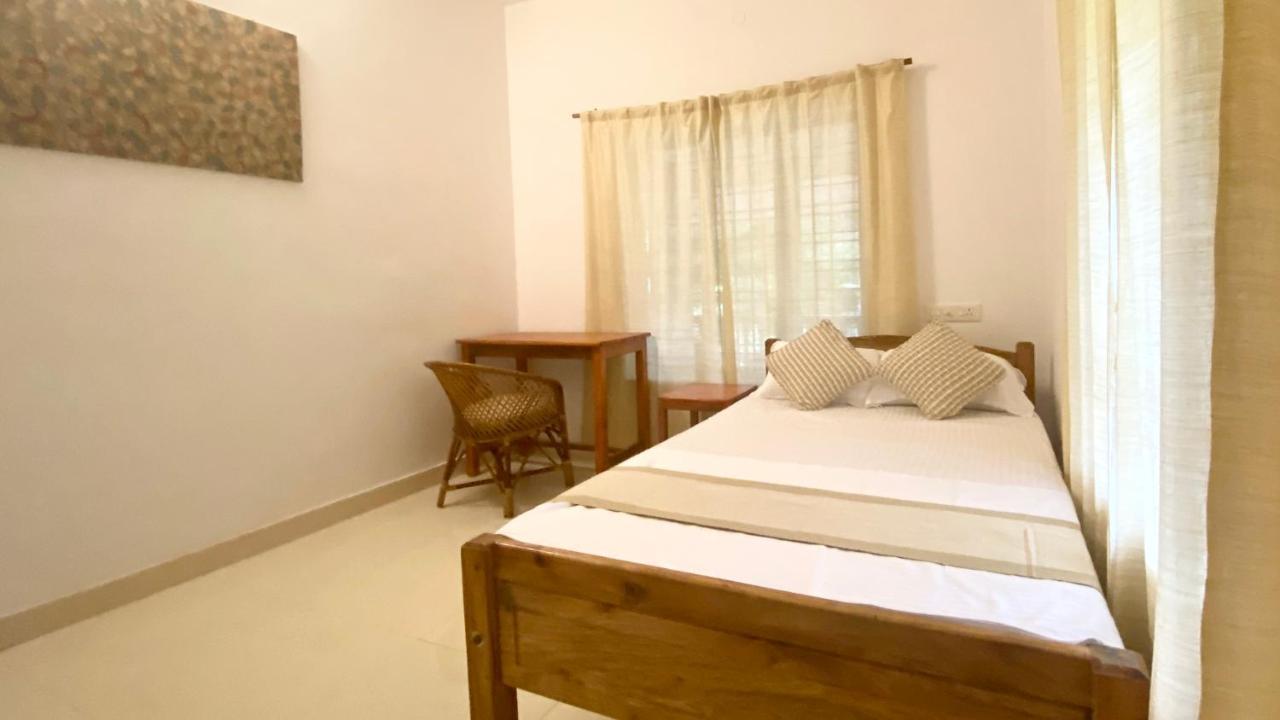Tattwamasi Ayuryoga With Breakfast And Yoga Hotel วาร์คาลา ภายนอก รูปภาพ