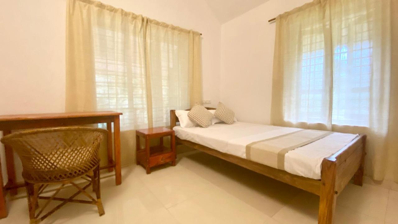 Tattwamasi Ayuryoga With Breakfast And Yoga Hotel วาร์คาลา ภายนอก รูปภาพ