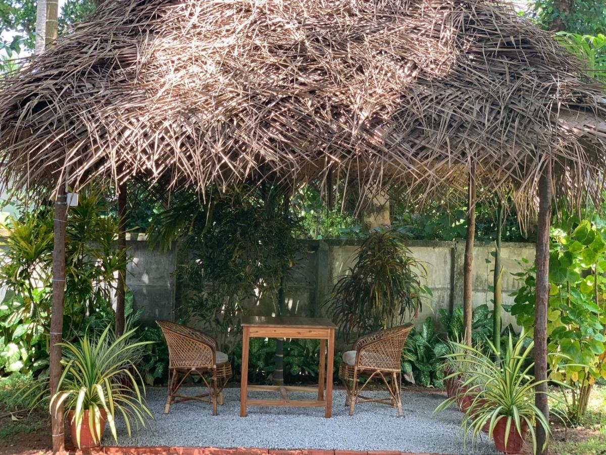 Tattwamasi Ayuryoga With Breakfast And Yoga Hotel วาร์คาลา ภายนอก รูปภาพ