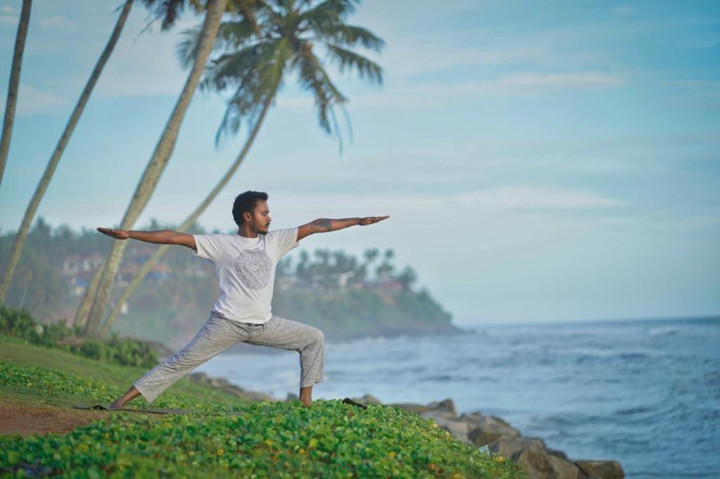 Tattwamasi Ayuryoga With Breakfast And Yoga Hotel วาร์คาลา ภายนอก รูปภาพ