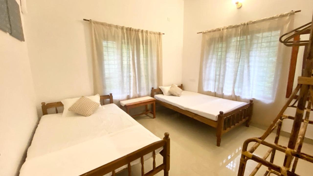 Tattwamasi Ayuryoga With Breakfast And Yoga Hotel วาร์คาลา ภายนอก รูปภาพ