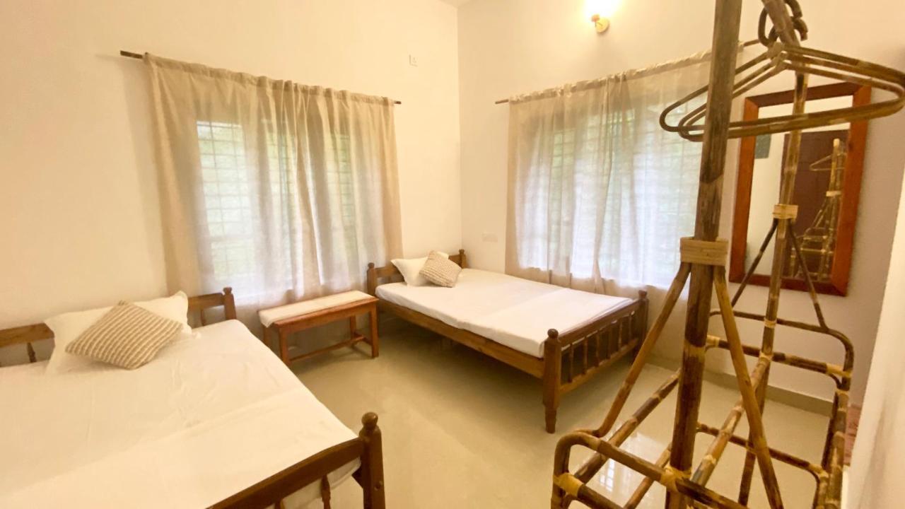 Tattwamasi Ayuryoga With Breakfast And Yoga Hotel วาร์คาลา ภายนอก รูปภาพ
